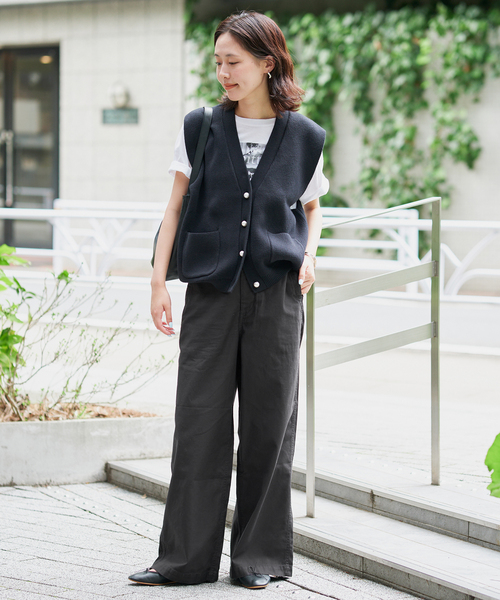 SLOBE IENA(スローブイエナ)の「《4サイズ展開/WEB限定/》コットンストレートパンツ(カーゴパンツ・レディース・ブラック/カーキ・40/38/36/34)」の3枚目の写真