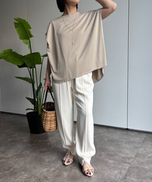 Jena espace merveilleux(ジェナ エスパスメルヴェイユ)の「トロミジョガーパンツ(その他パンツ・レディース・ブラック/グレー/アイボリー・FREE)」の4枚目の写真