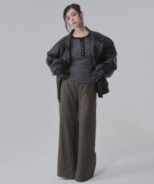 ENVYM(アンビー)の「ローライズルーズワイドパンツ(その他パンツ・レディース・カーキ/ブラック・SMALL)」の17枚目の写真