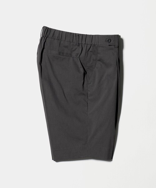 UNITED ARROWS(ユナイテッドアローズ)の「【別注】<NUMBER M> ドビー ストライプ 1プリーツ ショーツ(その他パンツ・メンズ・ダークグレー/ブラック・48/50/46)」の3枚目の写真