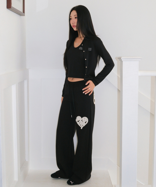 muahmuah（ムーアムーア）の「LOVEアップリケ ウエストゴムパンツ [ブラック]（スウェットパンツ・レディース・その他・FREE）」の5枚目の写真