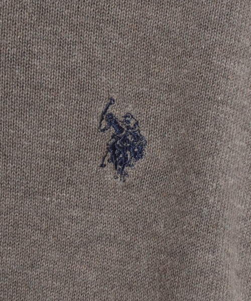 U.S. POLO ASSN.(ユーエスポロアッスン)の「U.S. POLO ASSN./ユーエスポロアッスン ウール混 ハイゲージニット ロゴ ワンポイント刺繍 ポロ セーター/レディース メンズ(ニット/セーター・メンズ・ブラック/ネイビー/グレー/アイボリー/モカ・LL/M/L)」の7枚目の写真