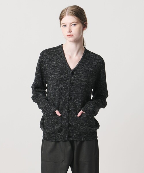 LOEFF(ロエフ)の「<LOEFF>ウール ヘンプ カーディガン UNISEX(ニット/セーター・レディース・ベージュ/ブラック・0/2/1)」の2枚目の写真