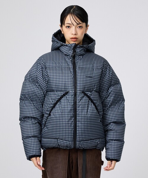 Gramicci(グラミチ)の「【GRAMICCI / グラミチ】HOODED DOWN / フーデットダウンジャケット / ユニセックス(ブルゾン・メンズ・ストライプ・L/M)」の9枚目の写真