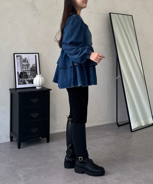 prose verse(プロズヴェール)の「ダブルフリルデニムペプラムブラウス(シャツ/ブラウス・レディース・ブルー・LARGE/MEDIUM/SMALL)」の15枚目の写真