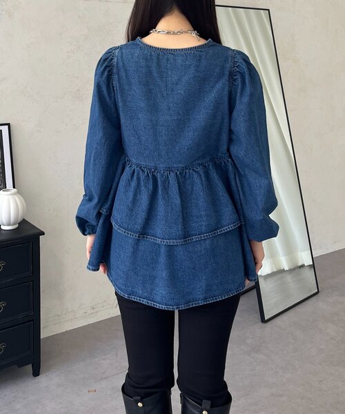 prose verse(プロズヴェール)の「ダブルフリルデニムペプラムブラウス(シャツ/ブラウス・レディース・ブルー・LARGE/MEDIUM/SMALL)」の18枚目の写真