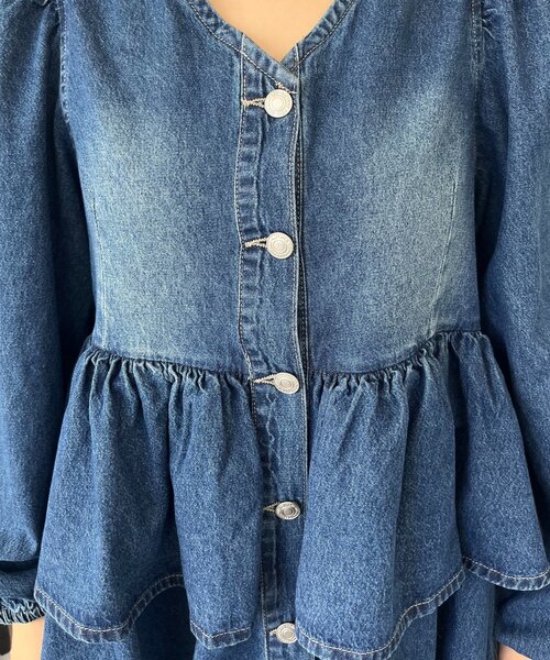 prose verse(プロズヴェール)の「ダブルフリルデニムペプラムブラウス(シャツ/ブラウス・レディース・ブルー・LARGE/MEDIUM/SMALL)」の21枚目の写真