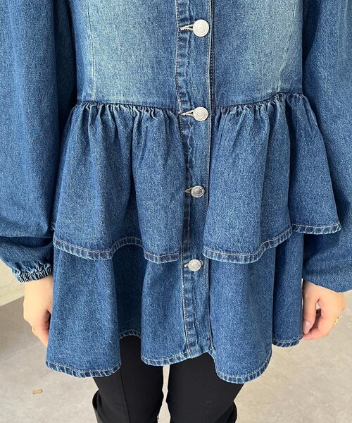 prose verse(プロズヴェール)の「ダブルフリルデニムペプラムブラウス(シャツ/ブラウス・レディース・ブルー・LARGE/MEDIUM/SMALL)」の22枚目の写真