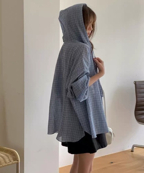 FAVORITO(ファヴォリート)の「フード付きチェック柄シャツ(その他トップス・レディース・ピンク/ブルー・F)」の6枚目の写真