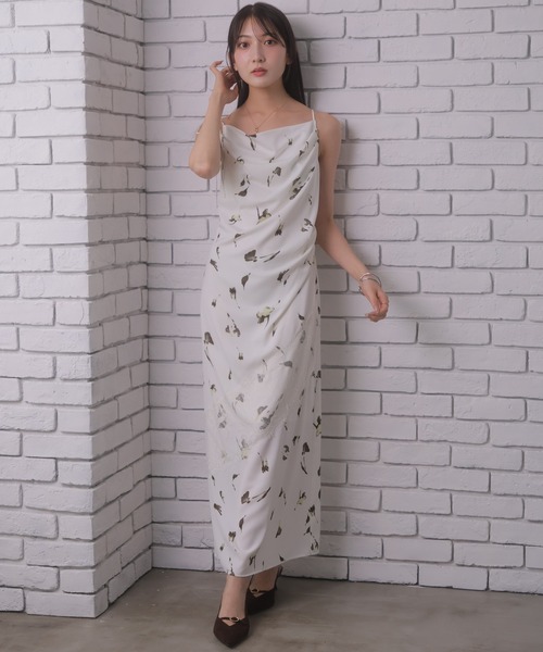 NOELA(ノエラ)の「プリントキャミワンピース(ワンピース・レディース・ブルー/ブラウン/イエロー・M/S)」の1枚目の写真