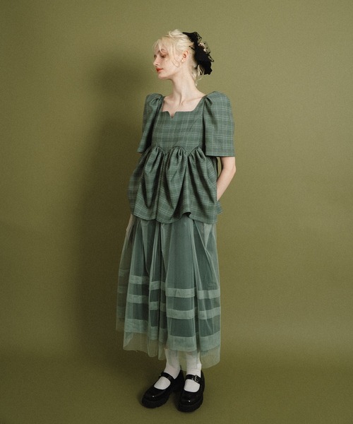 et.UNiVER(エトユニベール)の「check tulle Dress(ドレス・レディース・グリーン/ベージュ/ブラウン・SMALL/MEDIUM/LARGE)」の1枚目の写真