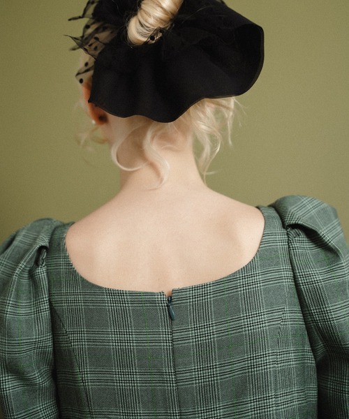 et.UNiVER(エトユニベール)の「check tulle Dress(ドレス・レディース・グリーン/ベージュ/ブラウン・SMALL/MEDIUM/LARGE)」の9枚目の写真