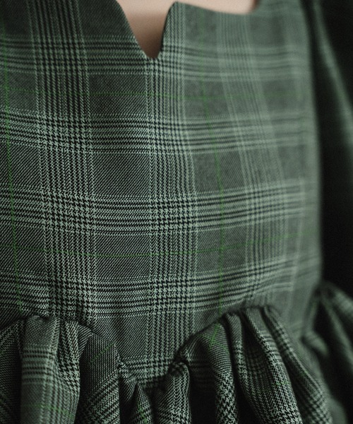 et.UNiVER(エトユニベール)の「check tulle Dress(ドレス・レディース・グリーン/ベージュ/ブラウン・SMALL/MEDIUM/LARGE)」の12枚目の写真