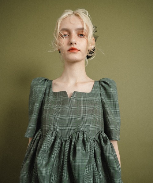 et.UNiVER(エトユニベール)の「check tulle Dress(ドレス・レディース・グリーン/ベージュ/ブラウン・SMALL/MEDIUM/LARGE)」の14枚目の写真