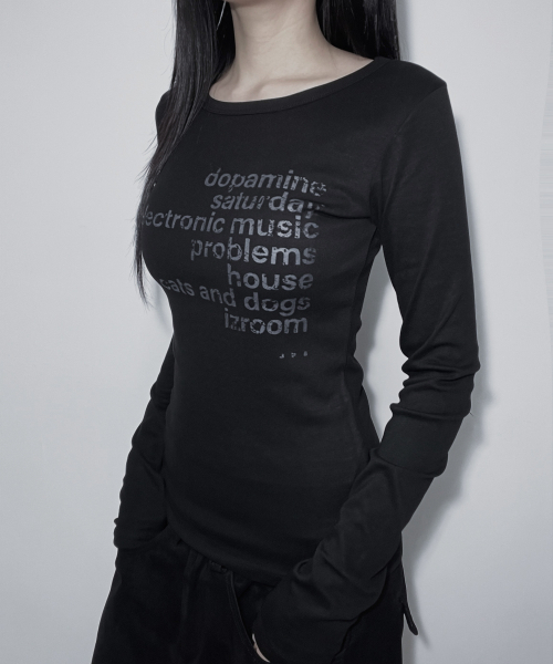 IZROOM(イズルーム)の「タイプ スリムフィット長袖トップス (BLACK)(Tシャツ/カットソー・レディース・その他・FREE)」の2枚目の写真