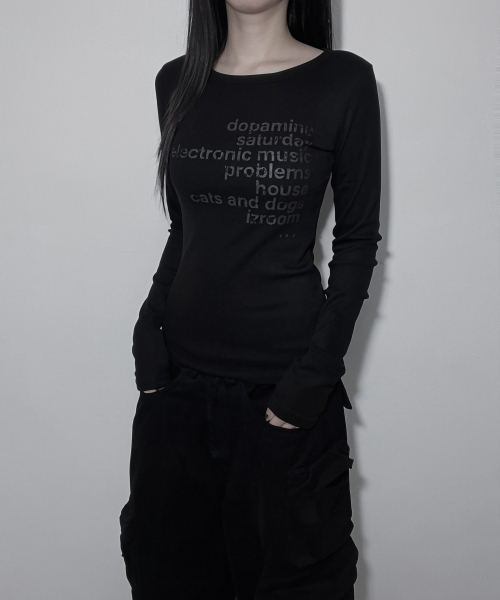 IZROOM(イズルーム)の「タイプ スリムフィット長袖トップス (BLACK)(Tシャツ/カットソー・レディース・その他・FREE)」の6枚目の写真
