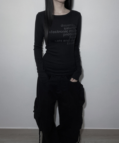 IZROOM(イズルーム)の「タイプ スリムフィット長袖トップス (BLACK)(Tシャツ/カットソー・レディース・その他・FREE)」の10枚目の写真