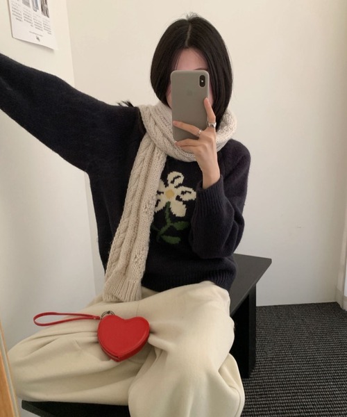 Diosfront(ディオスフロント)の「フラワー柄ニットプルオーバー(ニット/セーター・レディース・アイボリー/グレー/ネイビー・FREE)」の8枚目の写真