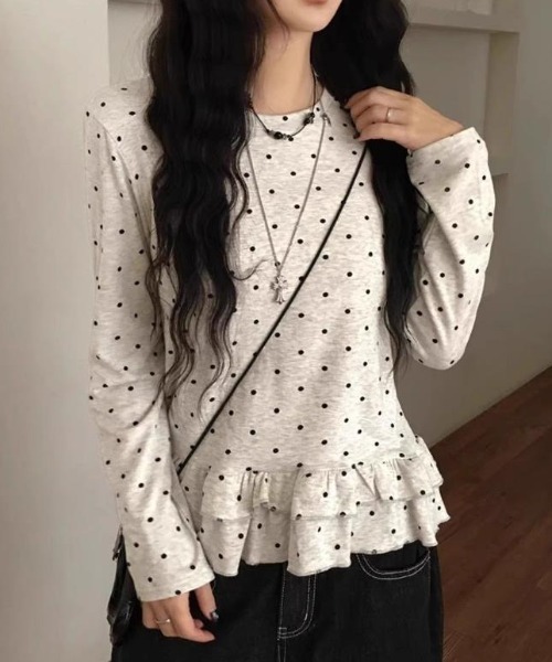 semplice(センプリチェ)の「カットソー【韓国ファッション】(Tシャツ/カットソー・レディース・グレー・M/L)」の5枚目の写真