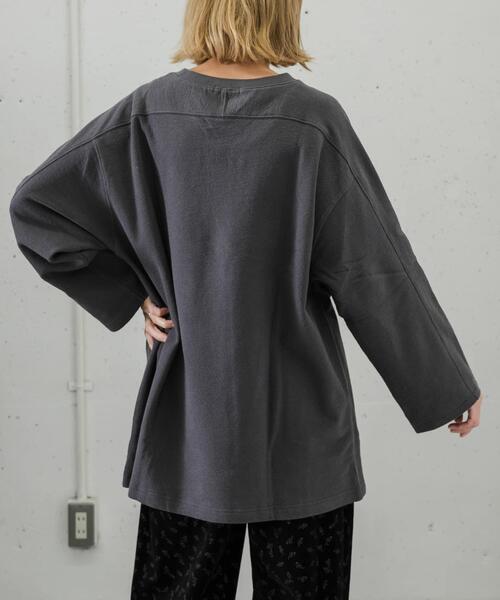 FORK&SPOON(フォークアンドスプーン)の「FORK&SPOON ミニパイルプルオーバー(Tシャツ/カットソー・レディース・ブルー系その他/チャコールグレー/ホワイト系その他・1)」の15枚目の写真