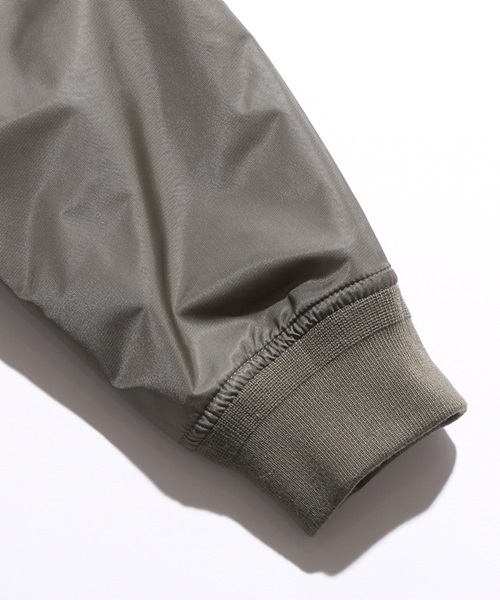 WEGO(ウィゴー)の「WEGO/ナイロンMA-1(MA-1・メンズ・ゴールド/レッド/ブラック/カーキ/ワイン/ネイビー・LARGE/MEDIUM)」の12枚目の写真