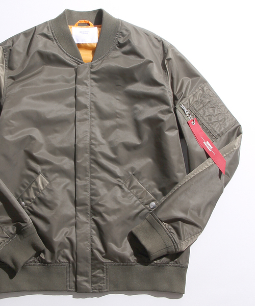 WEGO(ウィゴー)の「WEGO/ナイロンMA-1(MA-1・メンズ・ゴールド/レッド/ブラック/カーキ/ワイン/ネイビー・LARGE/MEDIUM)」の16枚目の写真