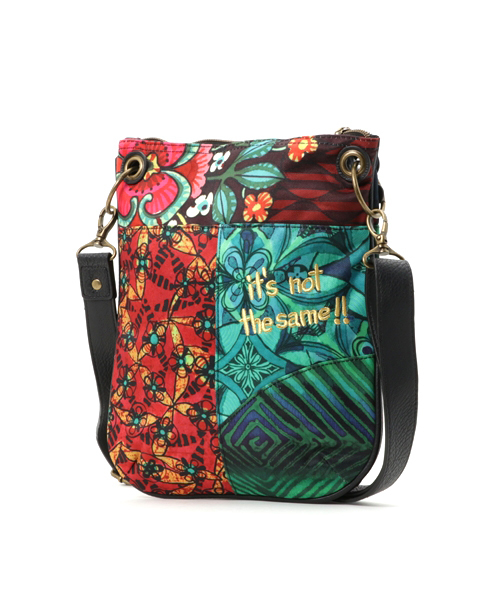 Desigual（デシグアル）の「「Desigual/デシグアル」バッグ（ショルダーバッグ・レディース・レッド系その他・ONE SIZE）」の2枚目の写真