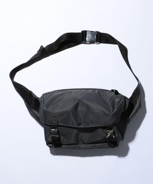 BEAUTY&YOUTH UNITED ARROWS（ビューティーアンドユースユナイテッドアローズ）の「by ナイロン ウエストバッグ ◆（ボディバッグ/ウエストポーチ・メンズ・グレー/ブラック・FREE）」の16枚目の写真