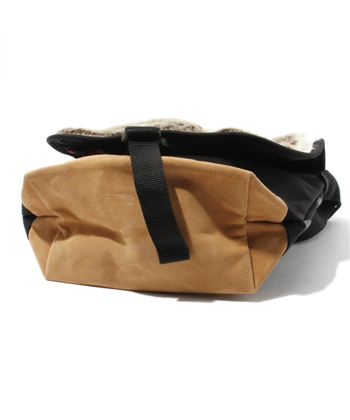 X-girl(エックスガール)の「X-girl Manhattan Portage SMALL BUNNY(メッセンジャーバッグ・レディース・グレー・ONE SIZE)」の9枚目の写真