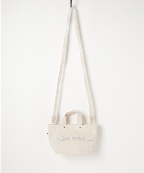 niko and...（ニコアンド）の「オリジナルニコロゴトートショルダーバッグ（トートバッグ・レディース・ホワイト/ブラック/ブルー・0）」の12枚目の写真