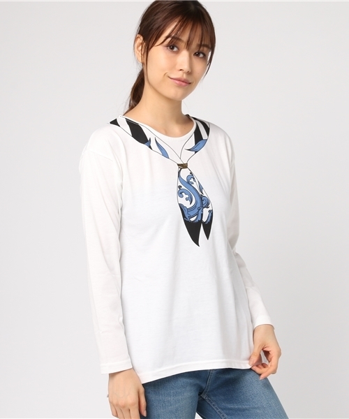 GeeRA（ジーラ）の「プリントロングＴシャツ（Tシャツ/カットソー・レディース・オフホワイト/グレー系その他/ホワイト系その他/ブラック系その他/カーキ・SMALL/LARGE/MEDIUM/X-LARGE）」の2枚目の写真