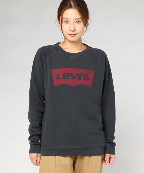 Levi's（リーバイス）の「バットウィングロゴスウェットシャツ ブラック RELAXED（スウェット・レディース・ナチュラル・LARGE/MEDIUM/SMALL/X-SMALL/XL）」の15枚目の写真