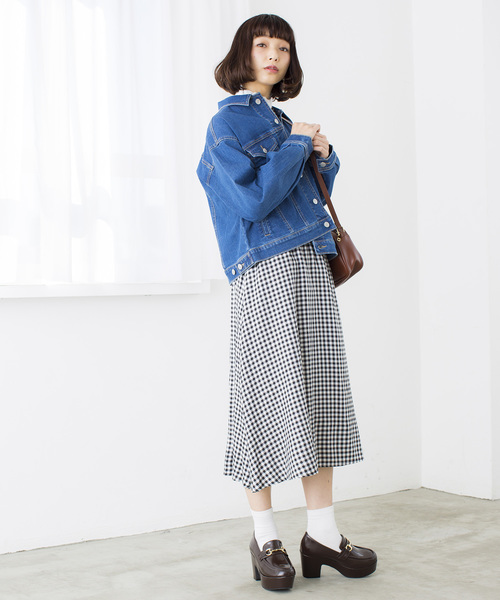 WEGO（ウィゴー）の「WEGO/ボリュームスリーブビッグシルエットデニムジャケット（デニムジャケット・レディース・インディゴブルー/ダークインディゴブルー・MEDIUM/LARGE）」の17枚目の写真