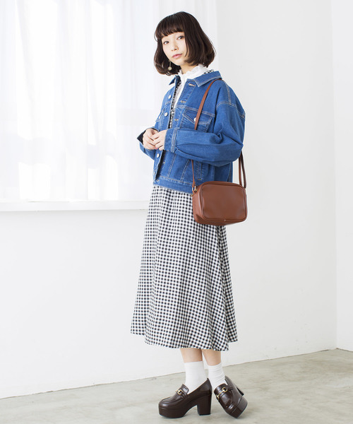 WEGO（ウィゴー）の「WEGO/ボリュームスリーブビッグシルエットデニムジャケット（デニムジャケット・レディース・インディゴブルー/ダークインディゴブルー・MEDIUM/LARGE）」の16枚目の写真