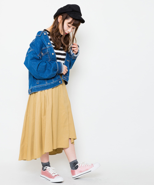 WEGO（ウィゴー）の「WEGO/ボリュームスリーブビッグシルエットデニムジャケット（デニムジャケット・レディース・インディゴブルー/ダークインディゴブルー・MEDIUM/LARGE）」の4枚目の写真