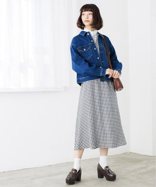 WEGO（ウィゴー）の「WEGO/ボリュームスリーブビッグシルエットデニムジャケット（デニムジャケット・レディース・インディゴブルー/ダークインディゴブルー・MEDIUM/LARGE）」の19枚目の写真