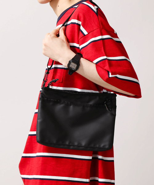 WEGO（ウィゴー）の「WEGO/ベーシックサコッシュ（ショルダーバッグ・メンズ・ブラック/その他1/その他2/ブラック系その他/ベージュ・FREE）」の3枚目の写真