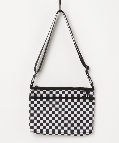 WEGO（ウィゴー）の「WEGO/ベーシックサコッシュ（ショルダーバッグ・メンズ・ブラック/その他1/その他2/ブラック系その他/ベージュ・FREE）」の10枚目の写真