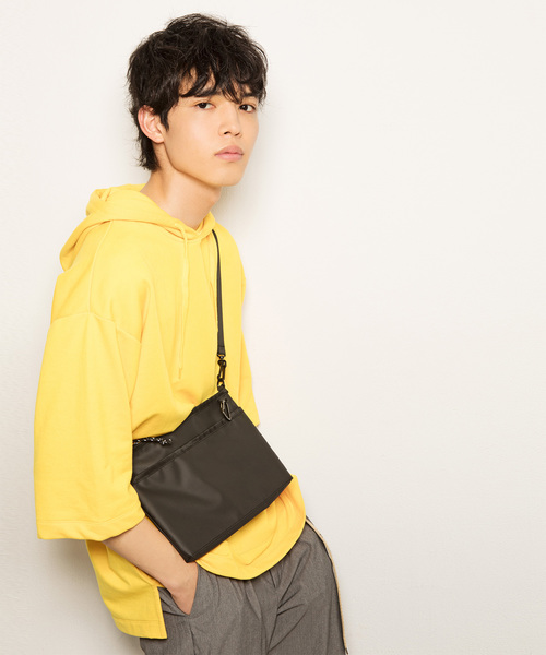 WEGO（ウィゴー）の「WEGO/ベーシックサコッシュ（ショルダーバッグ・メンズ・ブラック/その他1/その他2/ブラック系その他/ベージュ・FREE）」の15枚目の写真