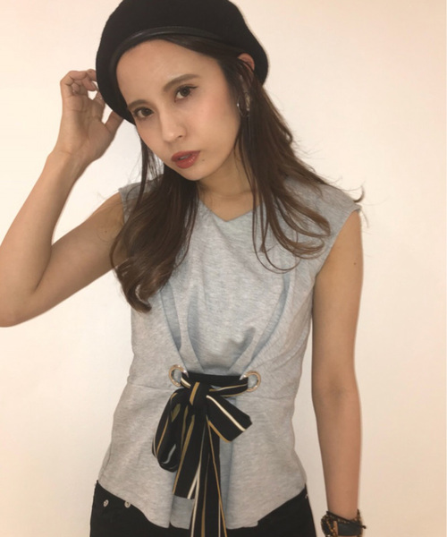 Oneway Glamorous ワンウェイグラマラス の フロントリボンぺプラムcs Tシャツ カットソー Wear