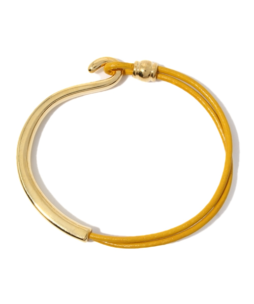 green label relaxing(グリーンレーベルリラクシング)の「GT レザー&メタル/ブレスレット(ブレスレット・レディース・レッド/オレンジ/イエロー/ライム/ネイビー/ブラック/ホワイト/ブラウン/コバルトブルー/ワインレッド/その他1/ロイヤルブルー・フリー)」の8枚目の写真