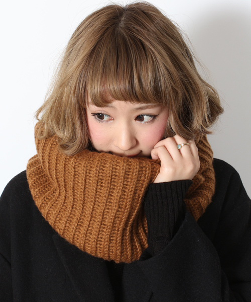 WEGO（ウィゴー）の「WEGO/ニットスヌード（ストール/ショール・メンズ・オフホワイト/ブラック/グレー/サックスブルー/ネイビー/ライトパープル/キャメル/レッド・FREE）」の7枚目の写真