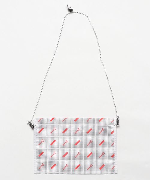 FABRICK(ファブリック)の「FABRICK Dunno FLAT 2WAY POUCH L(ショルダーバッグ・メンズ・その他・FREE)」の2枚目の写真