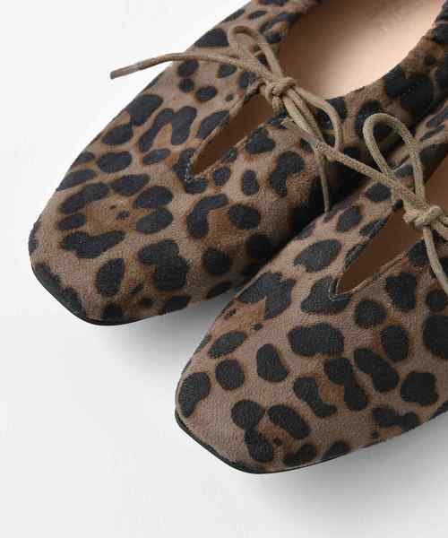 one after another NICE CLAUP（ワンアフターアナザーナイスクラップ）の「リボンつきバブーシュ（バレエシューズ・レディース・アイボリー/ピンクベージュ/レオパード・SMALL/MEDIUM/LARGE）」の15枚目の写真
