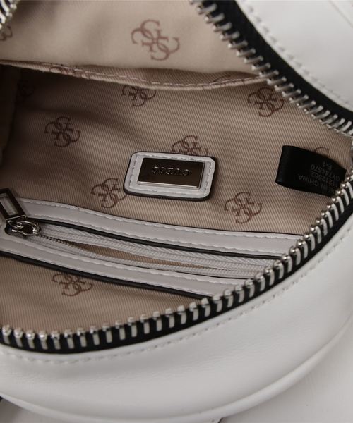 Guess（ゲス）の「RONNIE MINI CROSSBODY BAG（ショルダーバッグ）」 WEAR