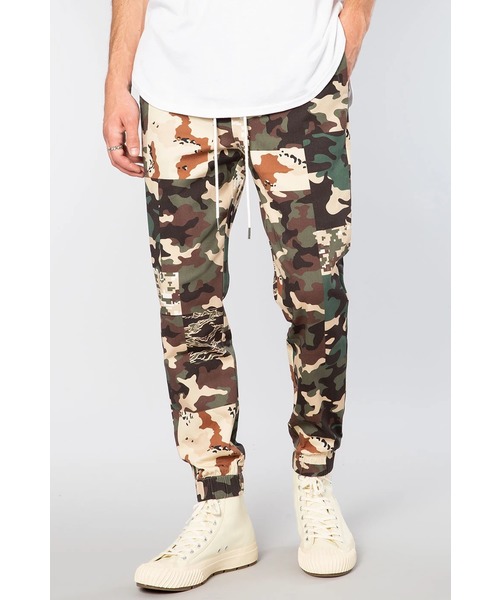 GOSTAR DE FUGA（ゴスタール ジフーガ）の「JOGGER PANTS（その他パンツ・メンズ・A/B/C/D/E/F/G・M/L/S）」の3枚目の写真