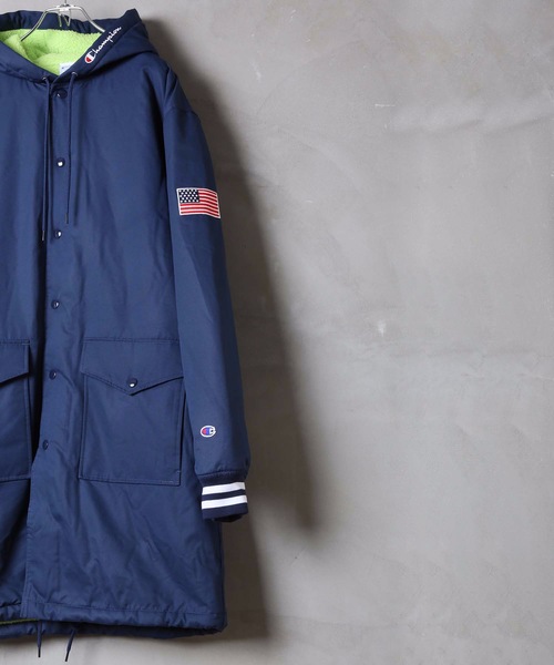 Champion(チャンピオン)の「【CHAMPION/チャンピオン】撥水フーデッドコート C3-Q603 中綿入り 星条旗 ワッペン バックプリント(その他アウター・メンズ・ベージュ/ネイビー・MEDIUM/LARGE/X-LARGE)」の4枚目の写真