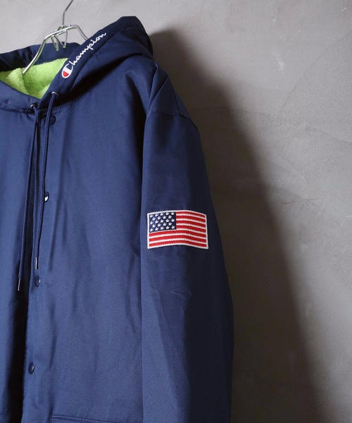 Champion(チャンピオン)の「【CHAMPION/チャンピオン】撥水フーデッドコート C3-Q603 中綿入り 星条旗 ワッペン バックプリント(その他アウター・メンズ・ベージュ/ネイビー・MEDIUM/LARGE/X-LARGE)」の5枚目の写真