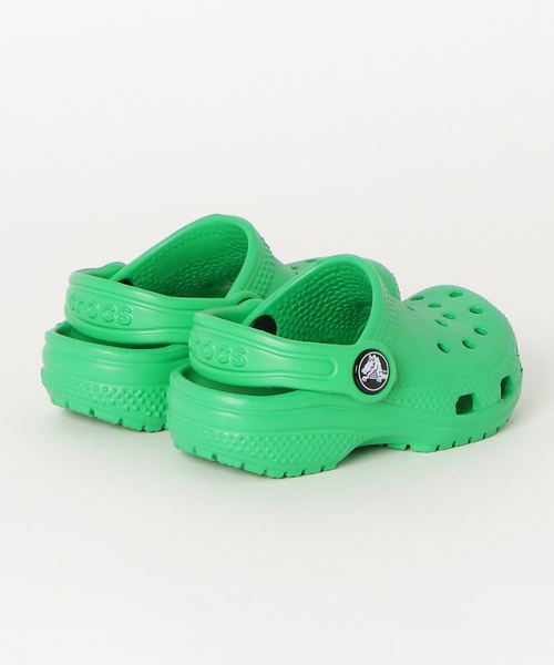 crocs(クロックス)の「crocs クロックス Classic Clog K (14-20) クラシック クロッグ 204536-3E8 Grass Green(サンダル・キッズ・グリーン・17.5/14/19/18.5/16.5/18/15.5/15 /20)」の2枚目の写真
