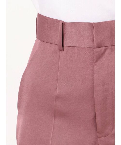 MERCURYDUO(マーキュリーデュオ)の「サテンテーパードパンツ(その他パンツ・レディース・ベージュ/ピンク/ブルー・SMALL/MEDIUM)」の9枚目の写真